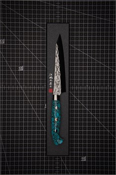 YU KUROSAKI Нож кухонный Петти 130/240 мм R2(SG2) (Порошковая сталь) Hammered SENKO-EI Custom TCA Selection YU KUROSAKI TURQUOISE PETTY 130 - фото 29282