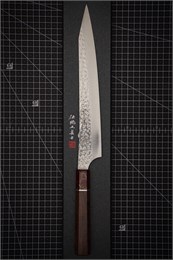 YU KUROSAKI Нож Кухонный Суджихики 240/400 мм R2(SG2) (Порошковая сталь) Hammered SENKO YU KUROSAKI TURQUOISE WITH RED SUJIHIKI 240