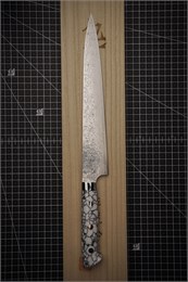 Takeshi Saji Нож кухонный Суджихики 240/370 R2(SG2) (Порошковая сталь) TCW-240/SU