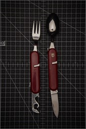 Camping knife Red Нож складной туристический для кемпенга 4 предмета 50/150 мм 440C KT-511